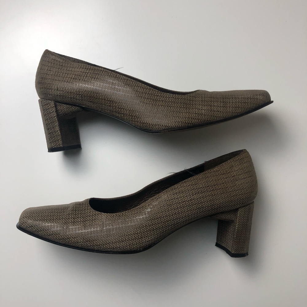 Stuart Weitzman Textured Square Toe Chunky Pumps - Picture 2 of 6